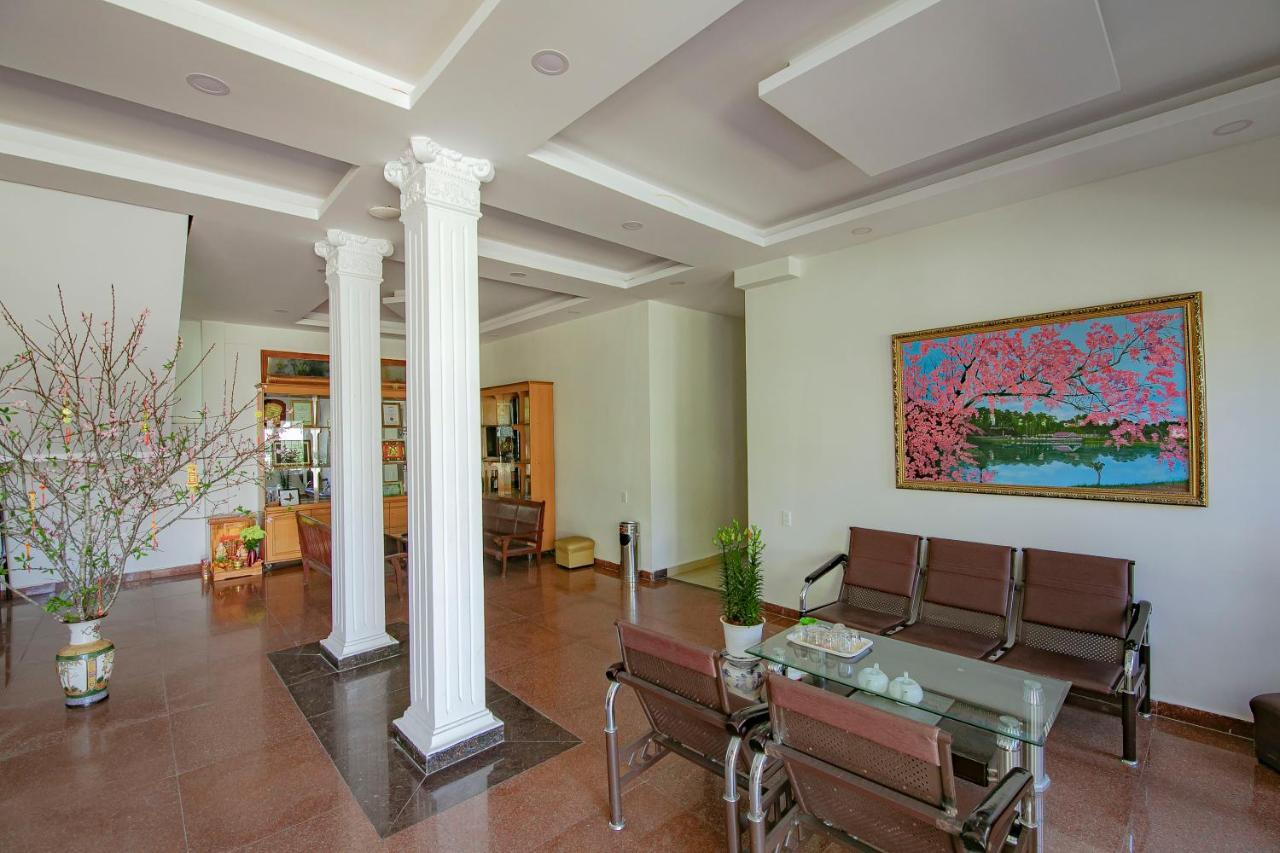 Bong Hong Hotel Да Лат Екстериор снимка