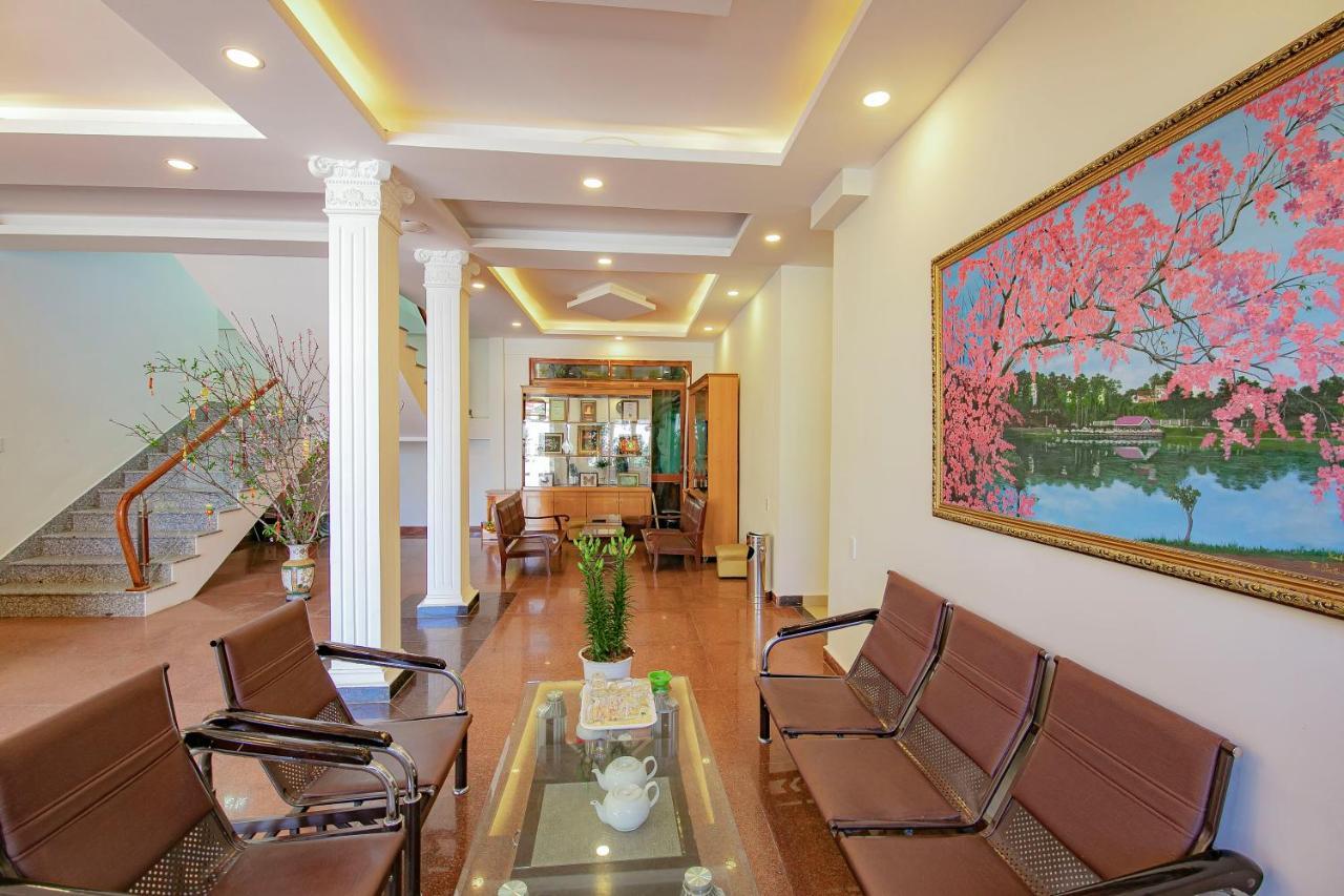 Bong Hong Hotel Да Лат Екстериор снимка